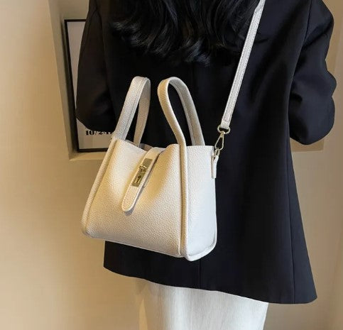Vintage Charm Bucket Bag